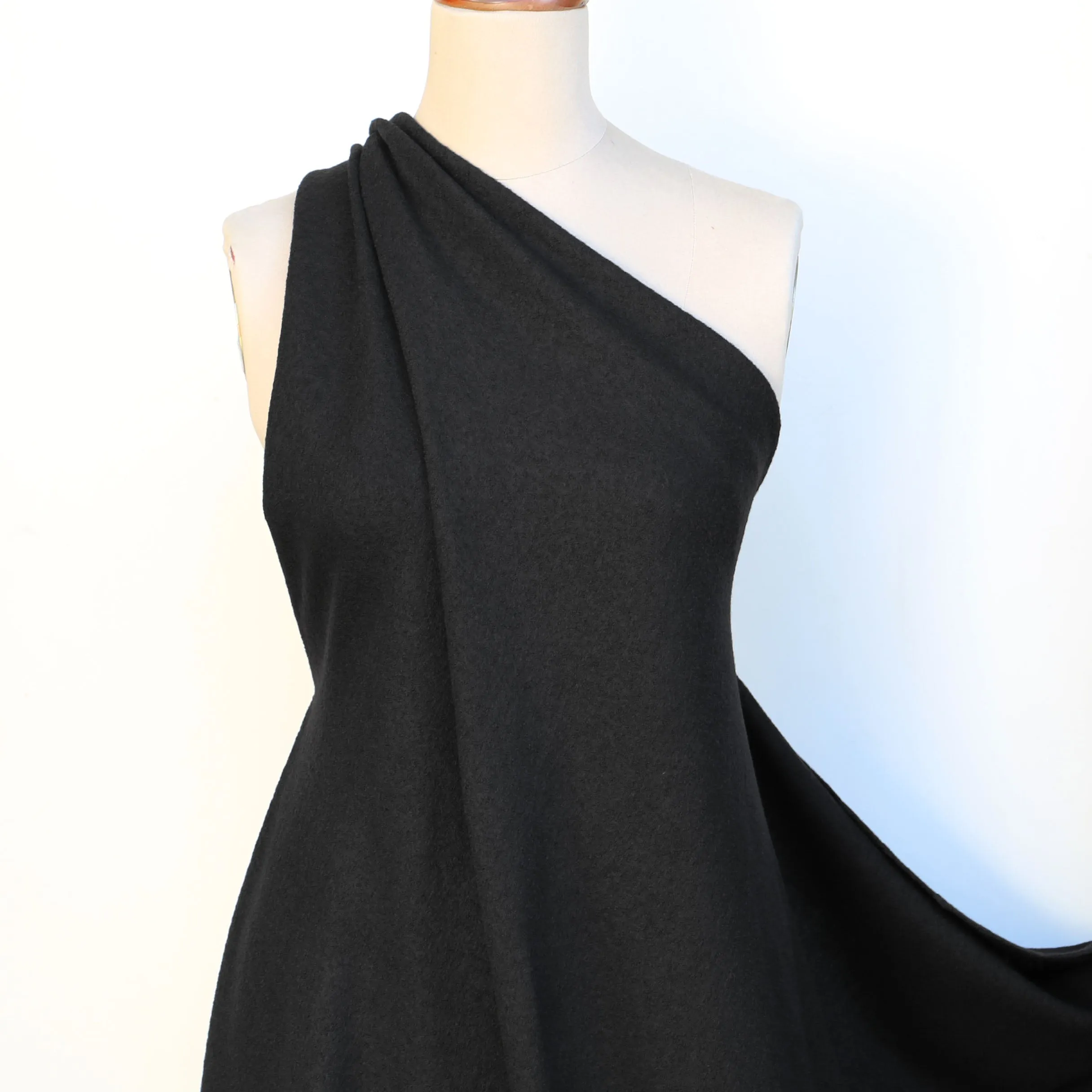 Ebony Lungo Knit